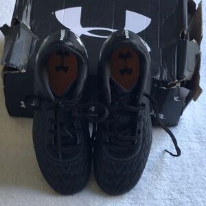 Under Armour Magnetico Select 2.0 FG Jr Boys. Soccer Cleats size 5.5